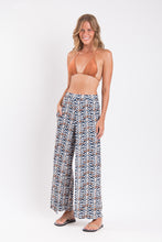 Załaduj obraz do przeglądarki galerii, Image 04: Rio De Sol Spodnie Plażowe Ikat Wide Pants
