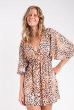 Załaduj obraz do przeglądarki galerii, Image 07: Rio De Sol Mini Dress Leopard Mini Dress
