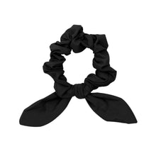 Załaduj obraz do przeglądarki galerii, Product Front: Rio De Sol Akcesoria Do Włosów Nero Scrunchie
