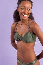 Załaduj obraz do przeglądarki galerii, Image 10: Rio De Sol Zestaw Bikini Set Croco Bandeau-Joy Essential
