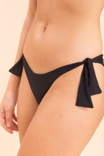 Załaduj obraz do przeglądarki galerii, Image 09: Rio De Sol Zestaw Bikini Set Dots-Black Mel Italy
