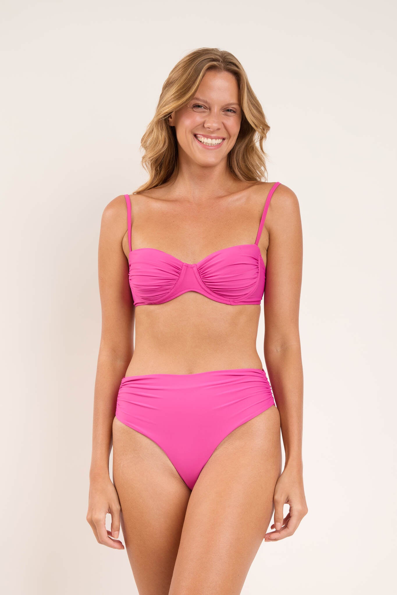 Model Front: Rio De Sol Zestaw Bikini Set Fluity-Amor Vickie Amy