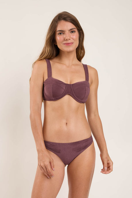Model Front: Rio De Sol Zestaw Bikini Set Malibu-Ebano Amelia Essential-Comfy