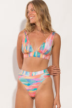 Załaduj obraz do przeglądarki galerii, Gallery: Rio De Sol Zestaw Bikini Set River Halter-Cos Hotpant-Cos
