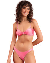 Załaduj obraz do przeglądarki galerii, Gallery: Rio De Sol Zestaw Bikini Set Shimmer-Confetti Bandeau-Joy Essential
