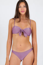 Załaduj obraz do przeglądarki galerii, Gallery: Rio De Sol Zestaw Bikini Set Shimmer-Harmonia Bandeau-Knot Essential
