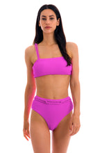 Załaduj obraz do przeglądarki galerii, Model Front: Rio De Sol Zestaw Bikini Set St-Tpz-Pink Reto Hotpant-High
