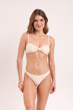 Załaduj obraz do przeglądarki galerii, Model Front: Rio De Sol Zestaw Bikini Set Touch-Natural Bandeau-Joy Mia
