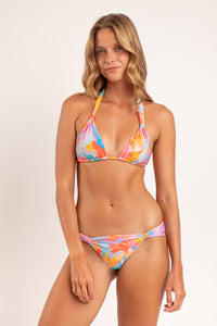 Model Front: Rio De Sol Top Bikini Top Cloud Mel