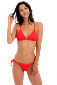 Model Front: Rio De Sol Top Bikini Top Cotele-Tomate Tri-Fixo