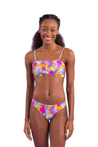 Model Front: Rio De Sol Top Bikini Top Dreams Bandeau-Reto