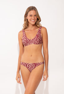 Model Front: Rio De Sol Top Bikini Top Dune Hera