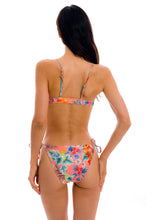 Załaduj obraz do przeglądarki galerii, Model Back: Rio De Sol Top Bikini Top Frutti Mila
