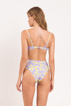 Załaduj obraz do przeglądarki galerii, Model Back: Rio De Sol Top Bikini Top Glow Bandeau-Joy
