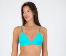 Załaduj obraz do przeglądarki galerii, Gallery: Rio De Sol Top Bikini Top Jade Tri-Cos
