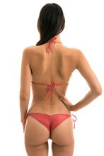 Załaduj obraz do przeglądarki galerii, Model Back: Rio De Sol Top Bikini Top Kiwanda Madras Frufru
