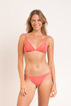 Załaduj obraz do przeglądarki galerii, Model Front: Rio De Sol Top Bikini Top Malibu-Nina Tri-Duo
