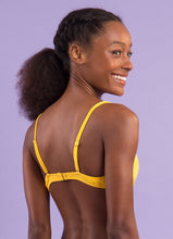 Załaduj obraz do przeglądarki galerii, Image 12: Rio De Sol Top Bikini Top Malibu-Yellow Balconet
