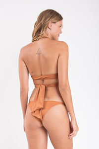 Model Back: Rio De Sol Top Bikini Top Nocciola Dune