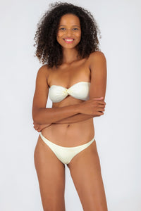 Model Front: Rio De Sol Top Bikini Top Off-White Twist