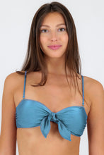 Załaduj obraz do przeglądarki galerii, Gallery: Rio De Sol Top Bikini Top Shimmer-Baltic-Sea Bandeau-Knot
