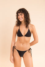 Załaduj obraz do przeglądarki galerii, Model Front: Rio De Sol Top Bikini Top Shimmer-Black Tri-Inv
