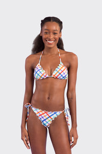 Model Front: Rio De Sol Top Bikini Top Square Frufru