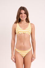 Załaduj obraz do przeglądarki galerii, Model Front: Rio De Sol Top Bikini Top Sunshine Hera
