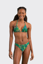 Załaduj obraz do przeglądarki galerii, Model Front: Rio De Sol Top Bikini Top Wilds Tri-Inv

