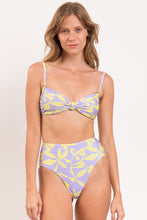 Załaduj obraz do przeglądarki galerii, Set Glow Bandeau-Joy Hotpants
