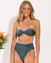 Załaduj obraz do przeglądarki galerii, Set Palace Twist Belted-High-Waist
