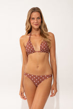 Załaduj obraz do przeglądarki galerii, Model Front: Wednesday In Hawaii By Rio De Sol Figi Bikini Bottom Kiko-Coco Oahu
