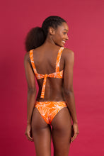 Załaduj obraz do przeglądarki galerii, Set Trail-Orange Amelia Baobi
